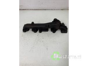 Gebruikte Uitlaatspruitstuk Opel Corsa E 1.3 CDTi 16V ecoFLEX Prijs € 50,00 Margeregeling aangeboden door Autodemontagebedrijf De Mars