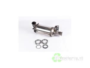 Gereviseerde Roetfilter Volkswagen Transporter T5 1.9 TDi Prijs op aanvraag aangeboden door Autodemontagebedrijf De Mars