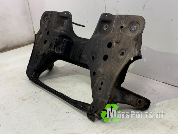 Subframe van een Opel Corsa D 1.3 CDTi 16V ecoFLEX 2014