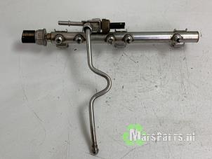 Gebruikte Injector brug BMW 3 serie Touring (E91) 318i 16V Prijs € 50,00 Margeregeling aangeboden door Autodemontagebedrijf De Mars