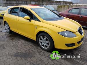 Gebruikte Mac Phersonpoot rechts-voor Seat Leon (1P1) 2.0 FSI 16V Prijs € 50,00 Margeregeling aangeboden door Autodemontagebedrijf De Mars