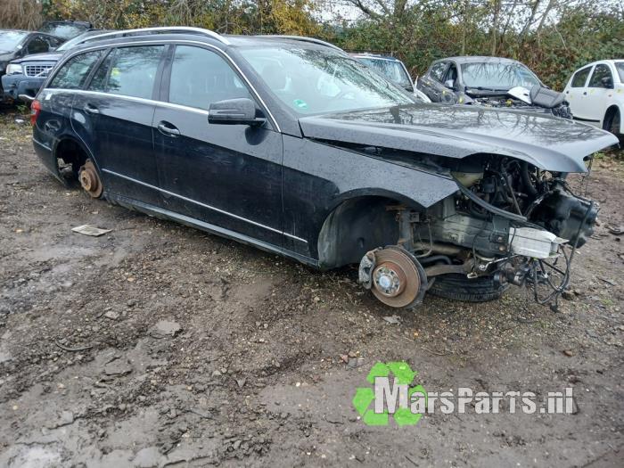 Gebruikte Blower Mercedes E Estate (S212) E-200 CDI 16V BlueEfficiency,BlueTEC Prijs € 35,00 Margeregeling aangeboden door Autodemontagebedrijf De Mars