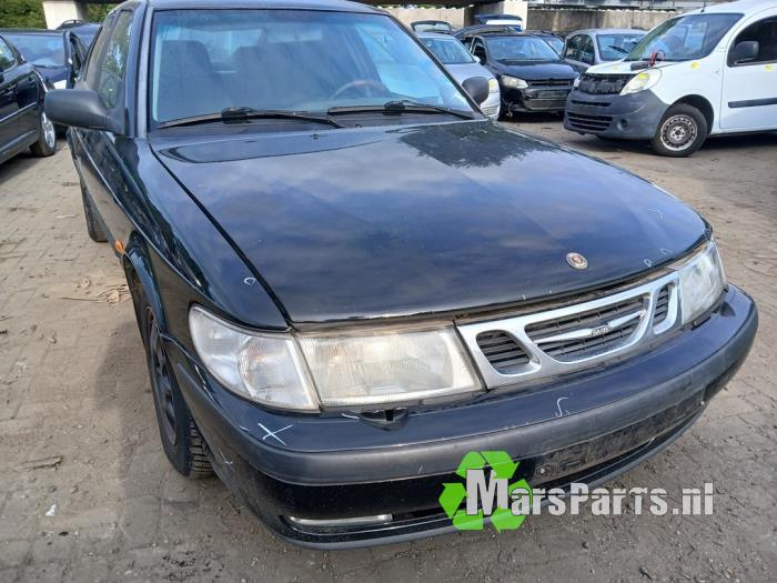 Gebruikte Steekas rechts-voor Saab 9-3 I (YS3D) 2.0,S 16V Prijs € 35,00 Margeregeling aangeboden door Autodemontagebedrijf De Mars