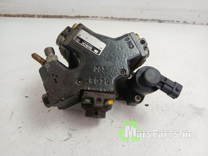 Gebruikte Dieselpomp Opel Corsa D 1.3 CDTi 16V ecoFLEX Prijs € 135,00 Margeregeling aangeboden door Autodemontagebedrijf De Mars
