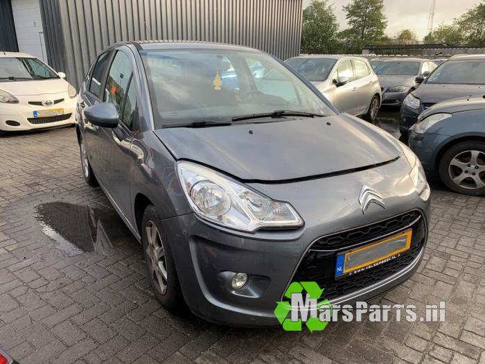 Gebruikte Aandrijfas rechts-voor Citroen C3 (SC) 1.4 16V VTi Prijs € 30,00 Margeregeling aangeboden door Autodemontagebedrijf De Mars