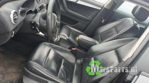 Gebruikte Veiligheidsgordel rechts-voor Audi A3 Sportback (8PA) 1.4 TFSI 16V Prijs € 75,00 Margeregeling aangeboden door Autodemontagebedrijf De Mars