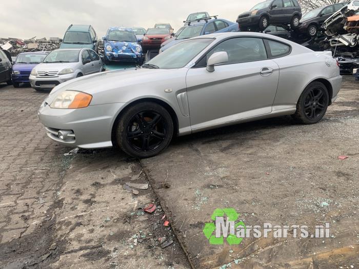 Gebruikte Tank element Pomp Hyundai Coupe 2.7 V6 24V Prijs € 75,00 Margeregeling aangeboden door Autodemontagebedrijf De Mars