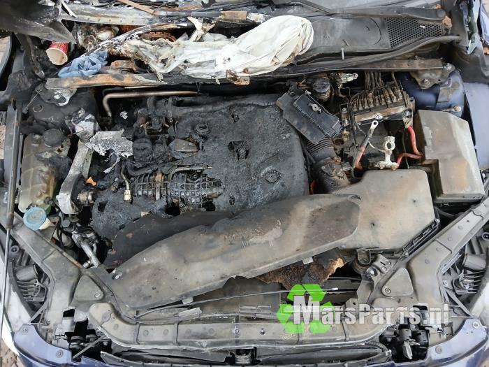 Gebruikte Brandstofpomp Elektrisch Volvo V40 (MV) 2.0 D2 16V Prijs € 45,00 Margeregeling aangeboden door Autodemontagebedrijf De Mars