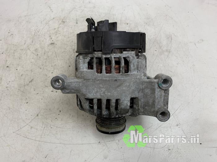 Gebruikte Dynamo Alfa Romeo Giulietta (940) 1.4 TB 16V MultiAir Prijs € 55,00 Margeregeling aangeboden door Autodemontagebedrijf De Mars
