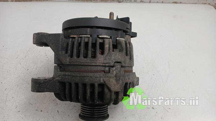Gebruikte Dynamo Alfa Romeo GT (937) 2.0 JTS 16V Prijs € 45,00 Margeregeling aangeboden door Autodemontagebedrijf De Mars
