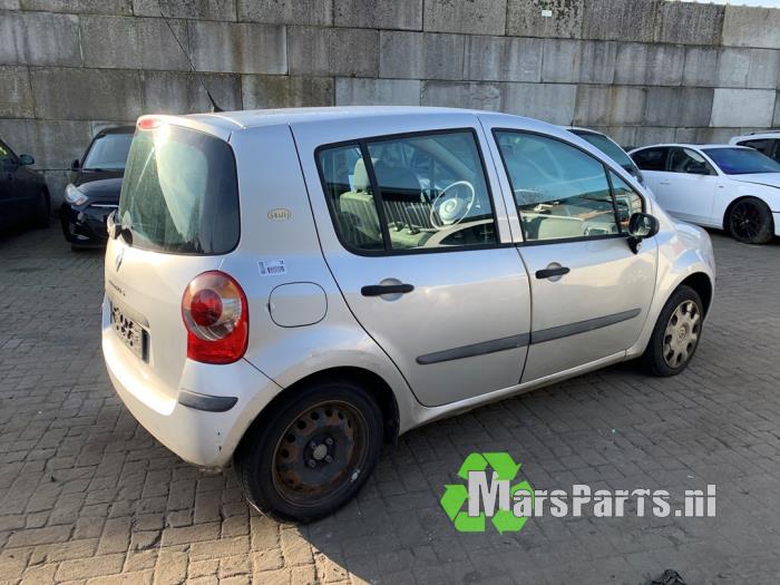 Gebruikte Aircopomp Renault Modus/Grand Modus (JP) 1.2 16V Prijs € 50,00 Margeregeling aangeboden door Autodemontagebedrijf De Mars