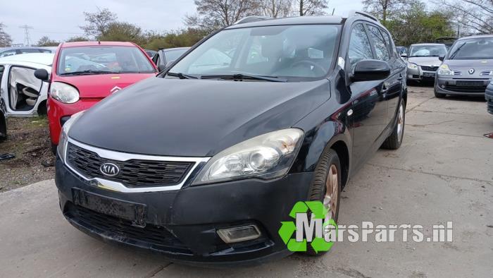 Gebruikte Subframe Kia Cee'd Sporty Wagon (EDF) 1.4 CVVT 16V Prijs € 75,00 Margeregeling aangeboden door Autodemontagebedrijf De Mars