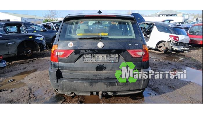 Gebruikte Differentieel achter BMW X3 (E83) 2.0d 16V Prijs € 250,00 Margeregeling aangeboden door Autodemontagebedrijf De Mars