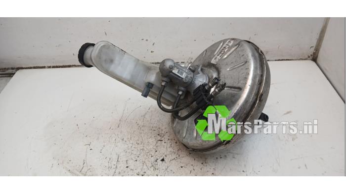 Gebruikte Rembol Mercedes A (W176) 1.6 A-200 16V Prijs € 30,00 Margeregeling aangeboden door Autodemontagebedrijf De Mars
