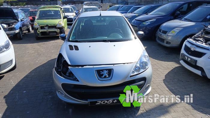 Gebruikte Subframe Peugeot 206+ (2L/M) 1.4 XS Prijs € 50,00 Margeregeling aangeboden door Autodemontagebedrijf De Mars