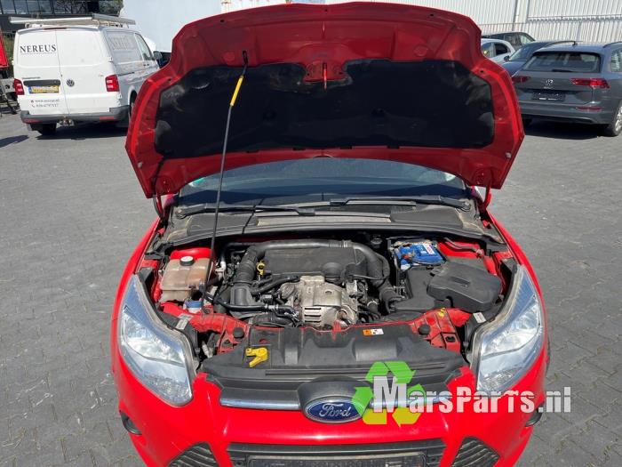 Gebruikte Versnellingsbak Ford Focus 3 Wagon 1.0 Ti-VCT EcoBoost 12V 100 Prijs € 450,00 Margeregeling aangeboden door Autodemontagebedrijf De Mars