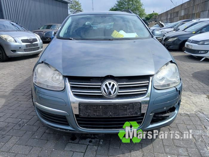 Gebruikte Inlaatspruitstuk Volkswagen Golf VI Variant (AJ5/1KA) 1.4 TSI 160 16V Prijs € 60,00 Margeregeling aangeboden door Autodemontagebedrijf De Mars