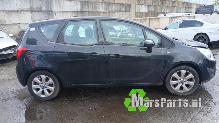 Gebruikte Steekas rechts-voor Opel Meriva (B) 1.4 Turbo 16V ecoFLEX Prijs € 50,00 Margeregeling aangeboden door Autodemontagebedrijf De Mars