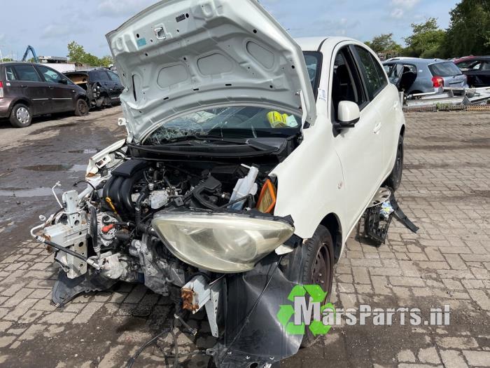 Gebruikte Steekas links-voor Nissan Micra (K13) 1.2 12V Prijs € 50,00 Margeregeling aangeboden door Autodemontagebedrijf De Mars