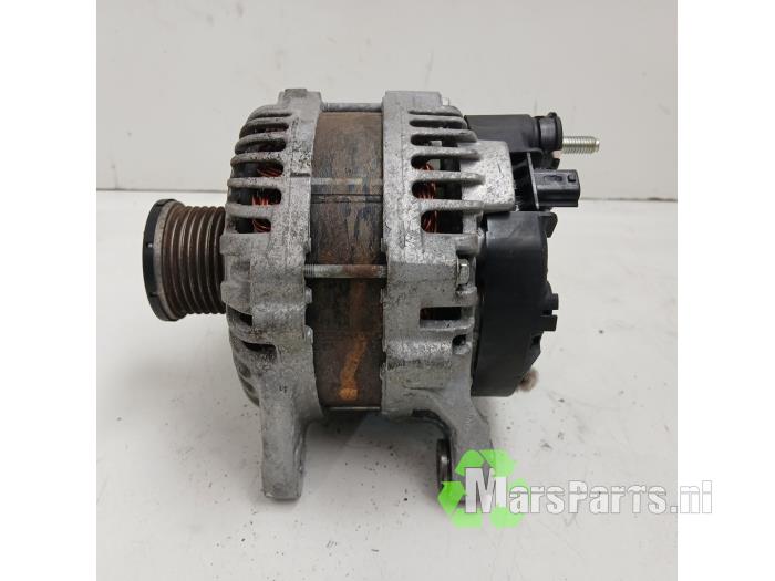 Gebruikte Dynamo Nissan Micra (K14) 0.9 IG-T 12V Prijs € 60,00 Margeregeling aangeboden door Autodemontagebedrijf De Mars