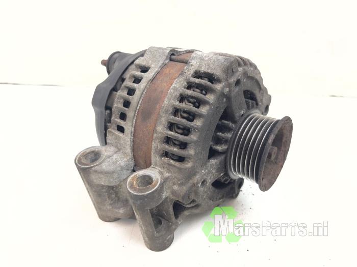 Gebruikte Dynamo Chrysler 300 C Touring 3.5 V6 24V Prijs € 50,00 Margeregeling aangeboden door Autodemontagebedrijf De Mars