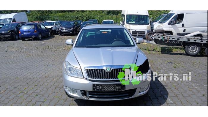 Gebruikte Pomp Airco Skoda Octavia Combi (1Z5) 1.8 TSI 16V Prijs € 35,00 Margeregeling aangeboden door Autodemontagebedrijf De Mars