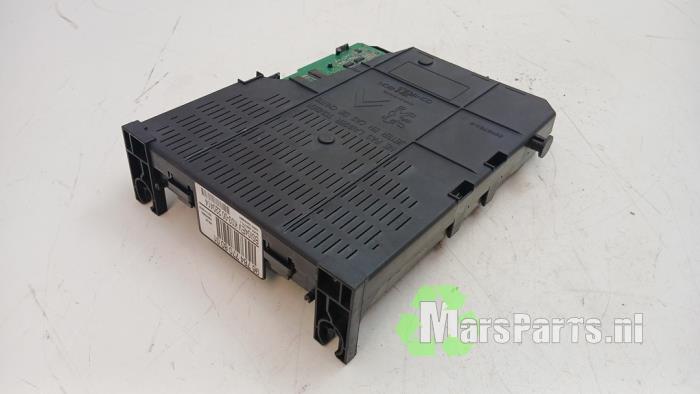 Gebruikte Bodycontrol Module Peugeot Partner (GC/GF/GG/GJ/GK) 1.6 HDI 90 Prijs € 65,00 Margeregeling aangeboden door Autodemontagebedrijf De Mars