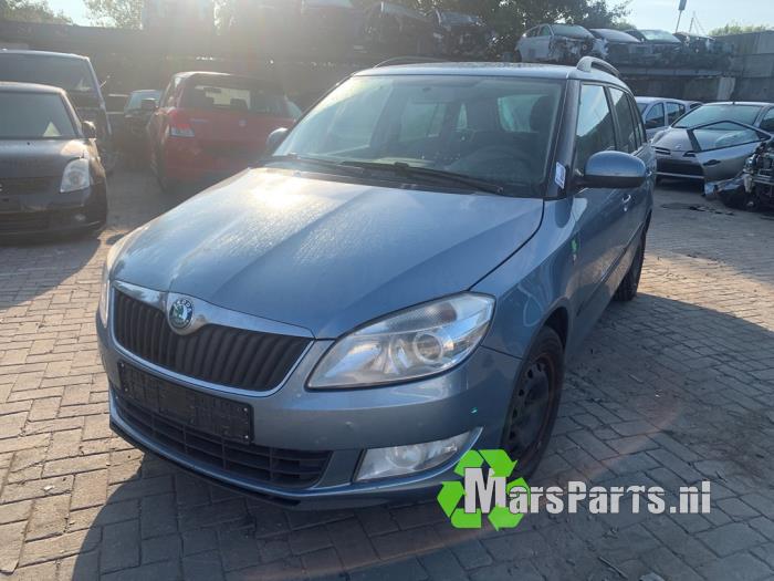 Gebruikte Stuurpomp Skoda Fabia II Combi 1.2 TDI 12V Greenline Prijs € 75,00 Margeregeling aangeboden door Autodemontagebedrijf De Mars