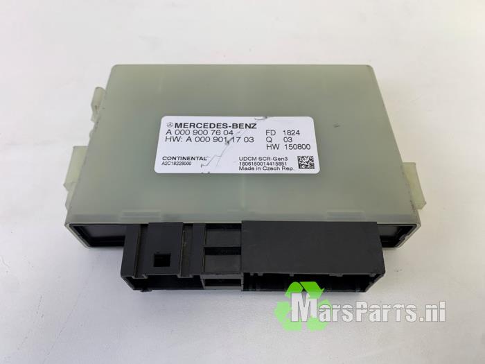 Gebruikte Adblue Computer Mercedes S (222.0/222.1) 3.0 S-400d 4-Matic Prijs € 80,00 Margeregeling aangeboden door Autodemontagebedrijf De Mars