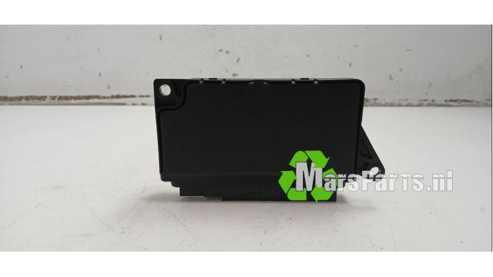 Gebruikte Module Centrale Deurvergrendeling Cadillac CTS I 3.2 V6 24V Prijs € 35,00 Margeregeling aangeboden door Autodemontagebedrijf De Mars