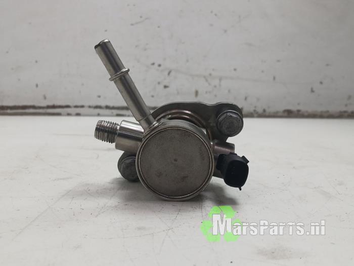 Gebruikte Brandstofpomp Mechanisch Opel Astra K Sports Tourer 1.4 Turbo 16V Prijs € 50,00 Margeregeling aangeboden door Autodemontagebedrijf De Mars
