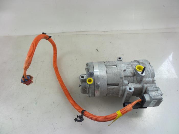 Tesla Model S Air Conditioning Pump Car Parts Tesla Model S Air Conditioning Pump