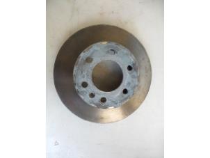Gebruikte Remschijf voor Mercedes Sprinter 3,5t (906.63) 319 CDI,BlueTEC V6 24V Prijs € 30,25 Inclusief btw aangeboden door Autobedrijf Broekhuis B.V.
