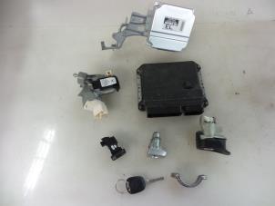 Gebruikte Inspuitcomputer Toyota Yaris II (P9) 1.33 16V Dual VVT-I Prijs € 85,00 Margeregeling aangeboden door Autobedrijf Broekhuis B.V.