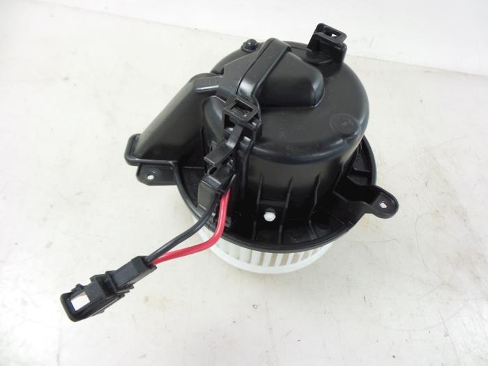 Heating and ventilation fan motor Volkswagen Polo