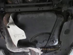 Gebruikte Brandstoftank Volvo V40 (MV) 2.0 D2 16V Prijs € 70,00 Margeregeling aangeboden door Autobedrijf Broekhuis B.V.