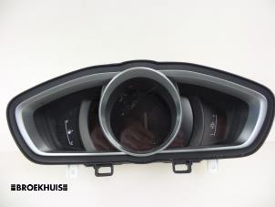 Gebruikte Tellerklok Volvo V40 (MV) 2.0 D2 16V Prijs € 75,00 Margeregeling aangeboden door Autobedrijf Broekhuis B.V.