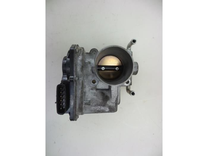 Gebruikte Gasklephuis Suzuki Swift (ZA/ZC/ZD) 1.2 16V Prijs € 30,00 Margeregeling aangeboden door Autobedrijf Broekhuis B.V.