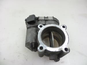 Gebruikte Gasklephuis Mercedes Vito (639.6) 3.0 122 CDI V6 24V Prijs € 72,60 Inclusief btw aangeboden door Autobedrijf Broekhuis B.V.