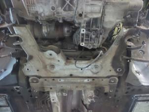 Gebruikte Subframe Renault Kangoo Express (FW) 1.5 dCi 90 FAP Prijs € 211,75 Inclusief btw aangeboden door Autobedrijf Broekhuis B.V.