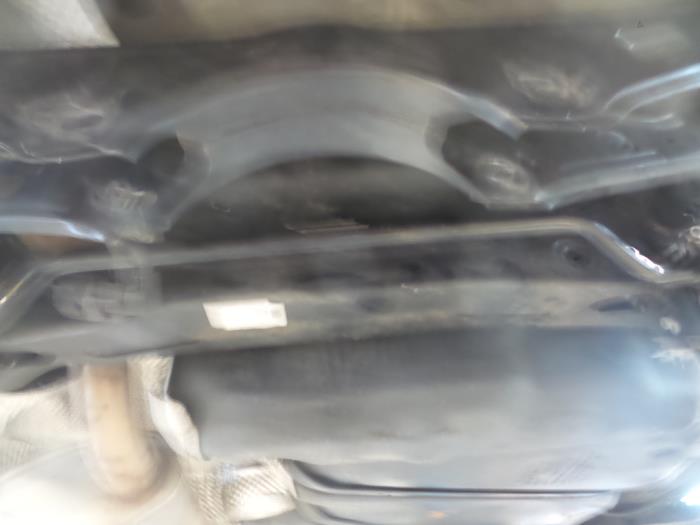 Subframe van een Skoda Superb Combi (3V5) 2.0 TDI 2016
