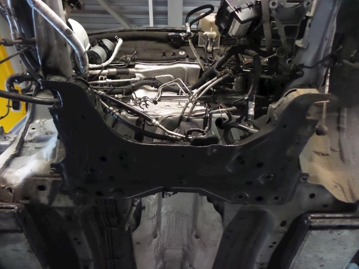 Gebruikte Subframe Ford Transit Connect 1.8 TDdi LWB Euro 4 Prijs € 102,85 Inclusief btw aangeboden door Autobedrijf Broekhuis B.V.