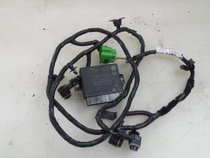 Gebruikte PDC Sensor Set Jaguar XE 2.0 D E-Performance 16V Prijs € 125,00 Margeregeling aangeboden door Autobedrijf Broekhuis B.V.