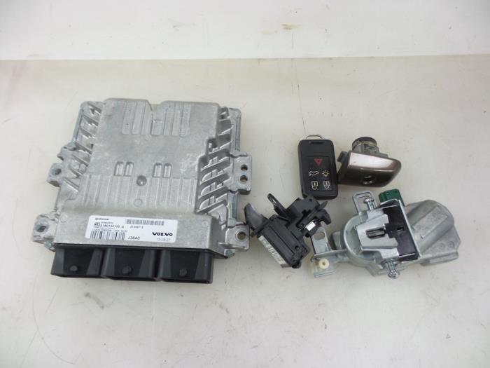 Gebruikte Computer Inspuit Volvo V70 (BW) 1.6 DRIVe,D2 Prijs € 125,00 Margeregeling aangeboden door Autobedrijf Broekhuis B.V.