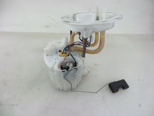 Gebruikte Brandstofpomp Elektrisch Audi A5 Sportback (8TA) 2.7 TDI V6 24V Prijs € 40,00 Margeregeling aangeboden door Autobedrijf Broekhuis B.V.