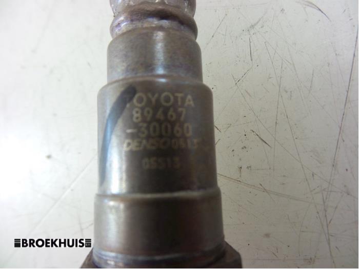 Lambda Sonde van een Lexus IS (E3) 300h 2.5 16V 2015