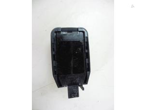 Gebruikte Sensor regen Lexus IS (E3) 300h 2.5 16V Prijs € 25,00 Margeregeling aangeboden door Autobedrijf Broekhuis B.V.