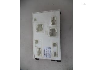 Gebruikte Comfort Module Mercedes A (W176) 1.8 A-180 CDI 16V Autom. Prijs € 150,00 Margeregeling aangeboden door Autobedrijf Broekhuis B.V.