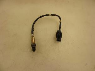 Gebruikte Lambda Sonde Renault Megane III Coupe (DZ) 1.5 dCi 110 Prijs € 25,00 Margeregeling aangeboden door Autobedrijf Broekhuis B.V.