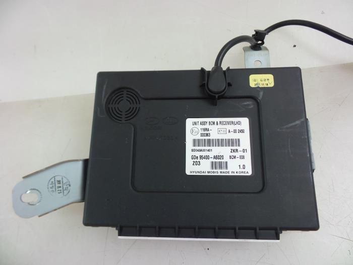 Module Bodycontrol van een Hyundai i30 (GDHB5) 1.6 GDI Blue 16V 2012